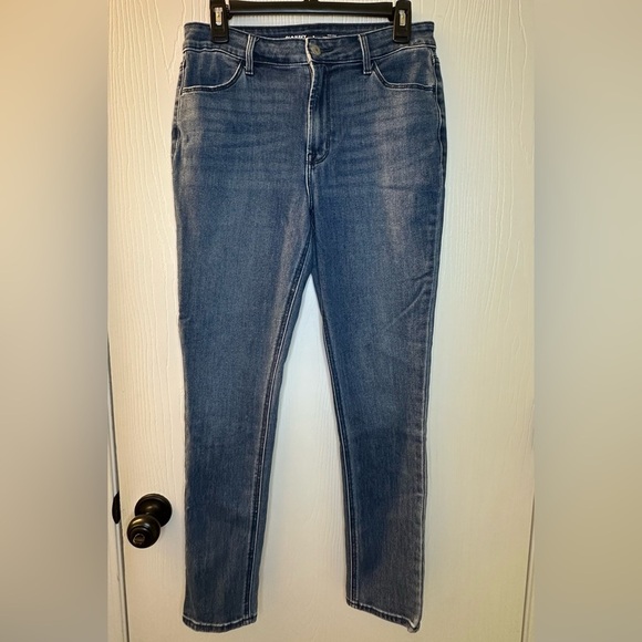 Old Navy High Rise Super Skinny Blue Denim Jeans Women’s‎ 8 Inseam 28” - Picture 2 of 7
